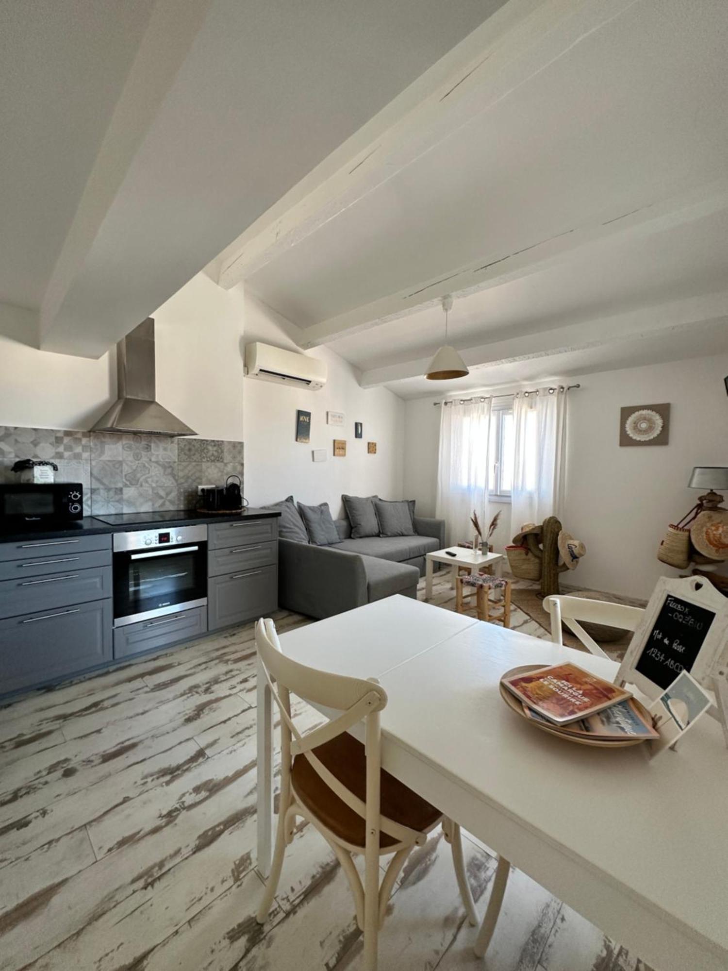 Appartement Cosy Le Boheme, A 300M Des Plages Locamargue Saintes-Maries-de-la-Mer Exterior foto